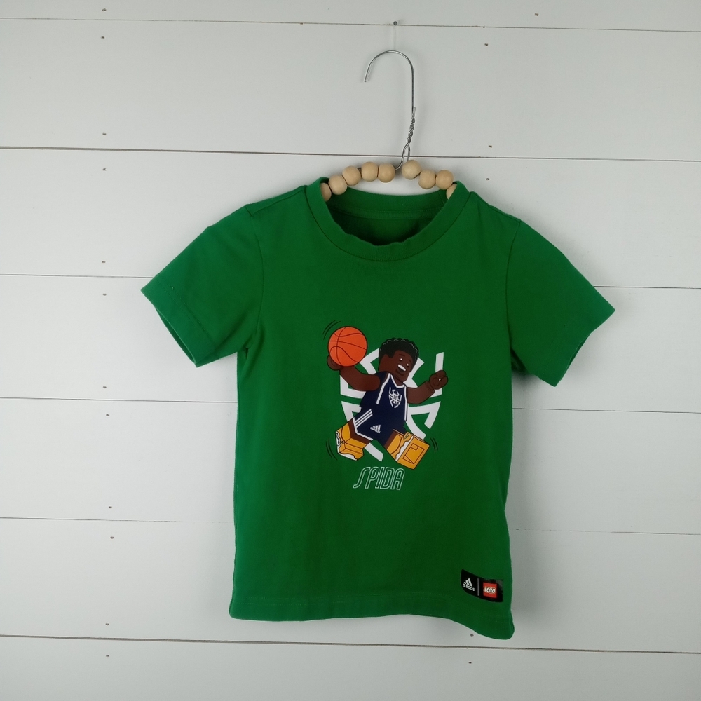 Adidas boys size 4-5 kelly green lego basketball spida design tshirt crewneck